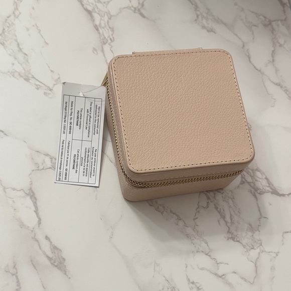 Jewelry - Compact Beige Jewelry Case